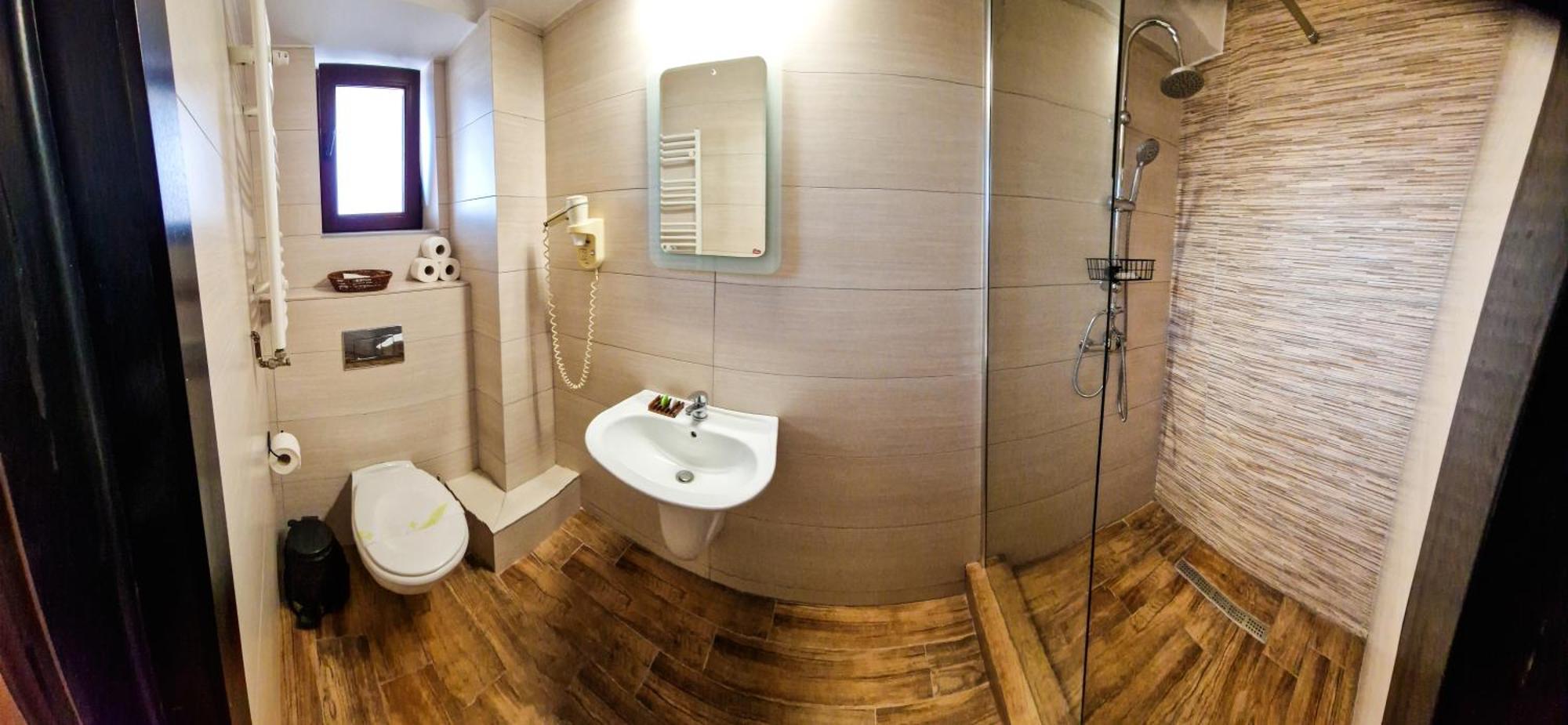 Santa Fe Hotel Suceava Exterior foto