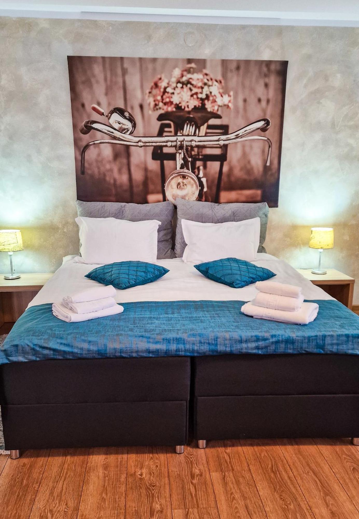 Santa Fe Hotel Suceava Exterior foto
