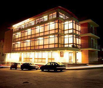 Santa Fe Hotel Suceava Exterior foto